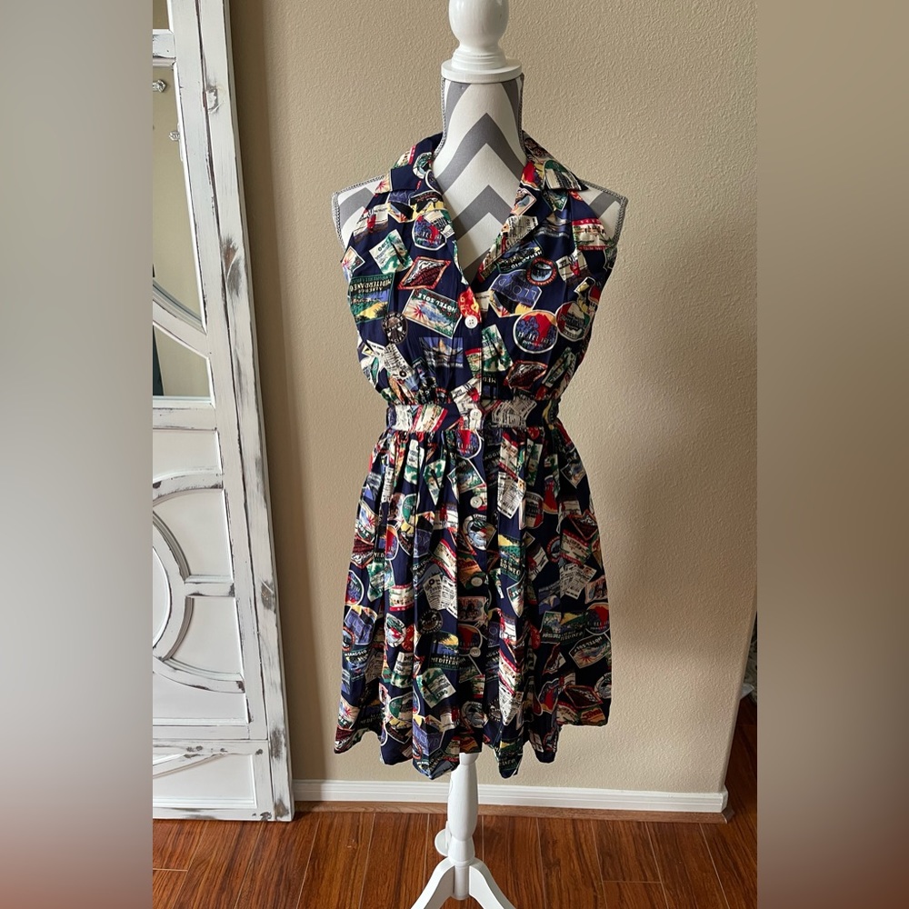 Chic Patterned Navy Mini Dress - image 1